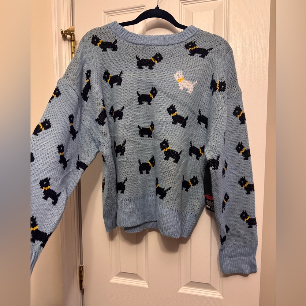 NWT Stranger Things Season 5 Erica Scottie Dog Sweater XL Blue No Boundaries - Picture 2 of 12